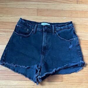 Abercrombie curve love mom shorts